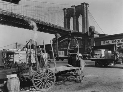 Brooklyn Bridge - Classic Black & White Print