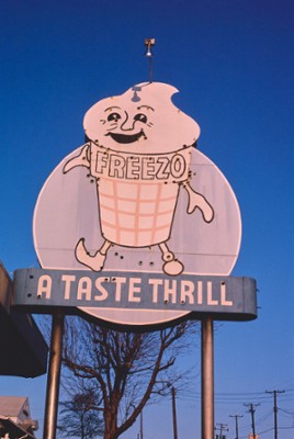 Freezo Ice Cream Sign in Knoxville, Tennessee